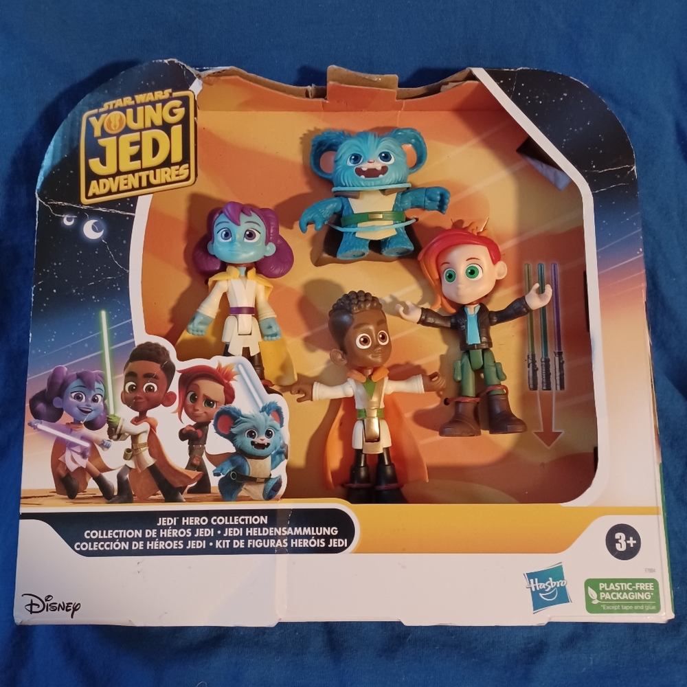 Disney Young Jedi Adventures 4 figurines set with 3 sabers NIB (081524A)